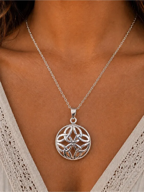Vintage Sterling Silver Celtic Knot Pendant w/ New Sterling Plate Chain - Image 3
