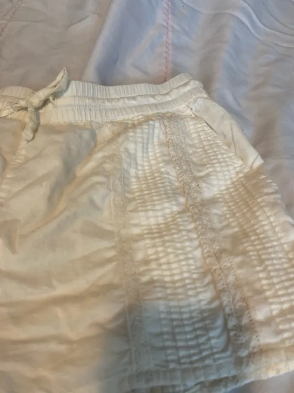 Aerie white flowy shorts  - Image 4