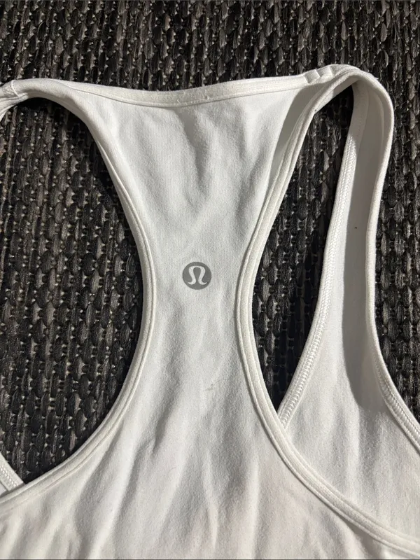 Lululemon Cool Racerback Tank Luon Size 8 - Image 3