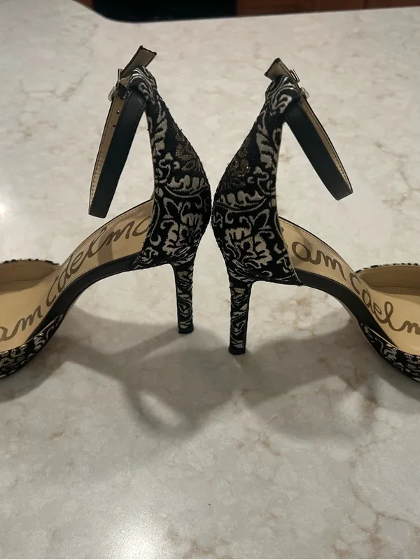 Sam Edelman Black and White Floral Ankle-Strap Heels Size 7.5 EUC - Image 2