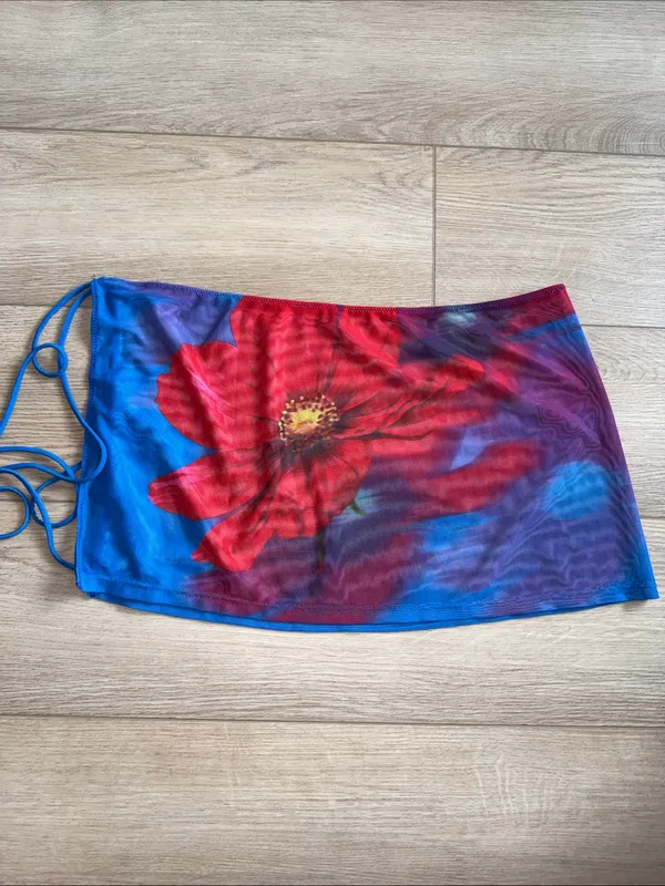 White Fox Sunset Party Sarong Sapphire Bloom - Image 3