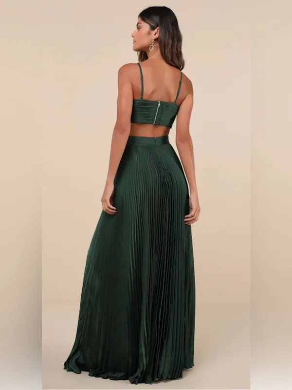 NWOT Lulus Got the Glam Emerald Green Pleated Cutout Maxi Dress - Image 2