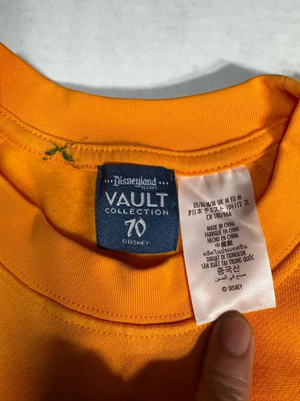 Disney Disneyland Resort Vault Collection 70 Sweatshirt Orange Castle Logo M NWT - Image 4