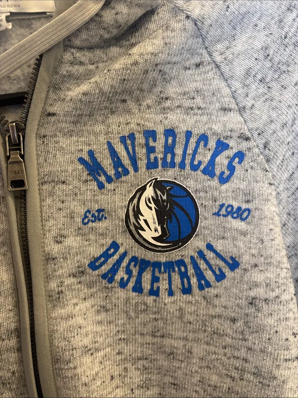 WEAR by Erin Andrews Dallas Mavericks Full Zip Hoodie Gray Small NBA - Image 3