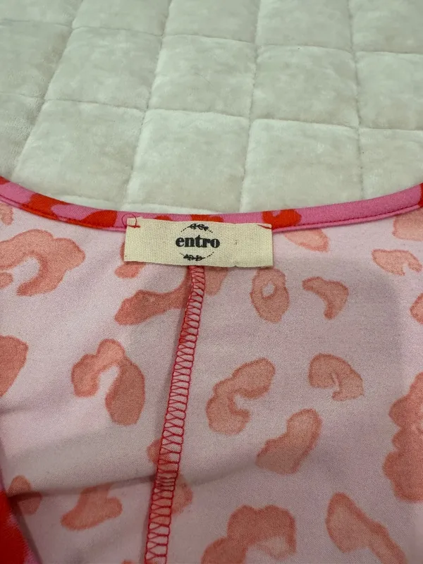 Pink Cheetah Print Blouse – Entro - Image 3