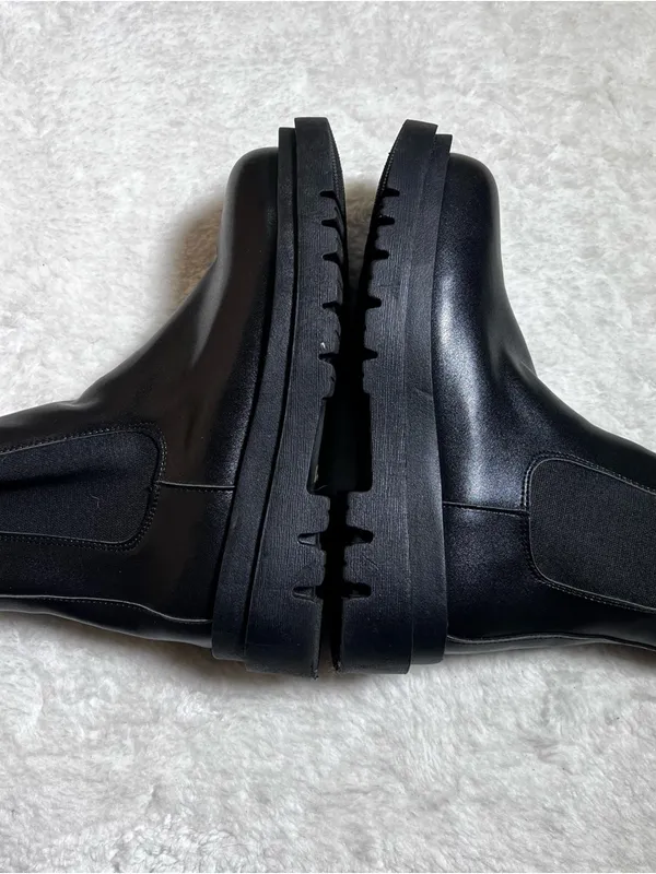 Black Faux Leather Chunky Chelsea Boots Size 40 - Image 6