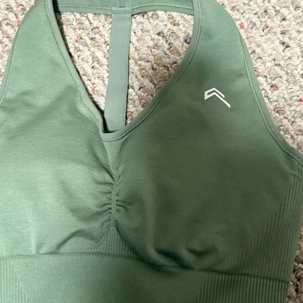 Oner Active classic 2.0 seamless v-neck bralette in sage marl Green- Size Large - Image 5