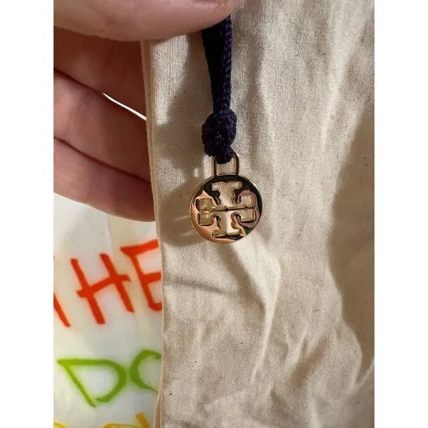 C18.  Tory Burch Dustbag - Image 3