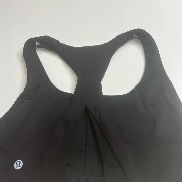 Lululemon size 8 sports bra. Hook and eye in the back up for it - Image 6