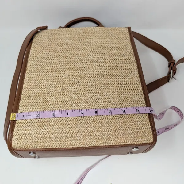 BCBG Straw Woven Tote Bag Natural Cognac Crossbody NWT - Image 9