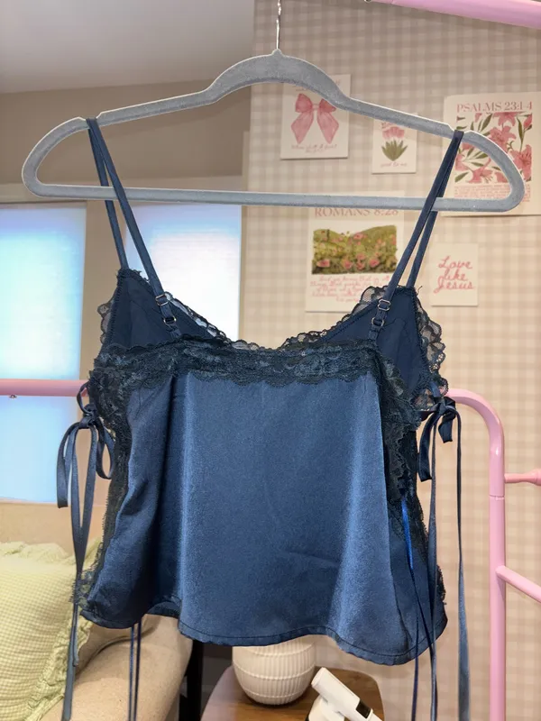 satin top Blue - Image 4