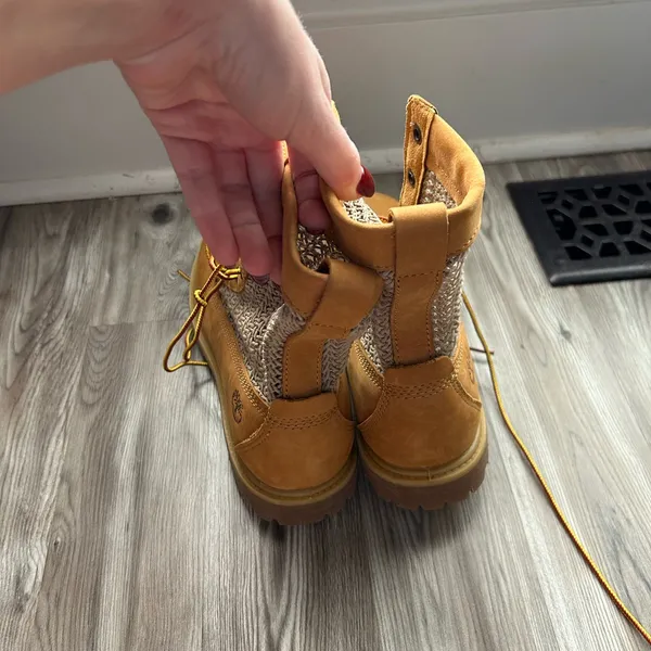Timberland Women's Brown Mesh Combat Boots - Image 2