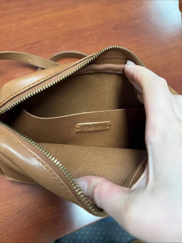 Madewell purse // 082844 - Image 2
