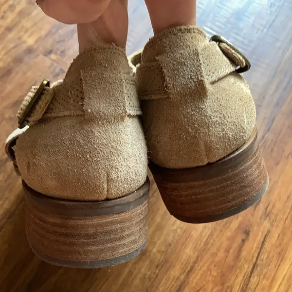 Crown vintage charmed tan leather‎ shoes size 8 - Image 5