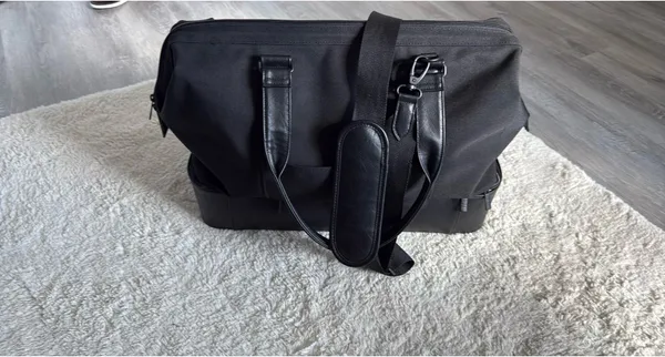 BEIS Weekender Black Bag - Image 2