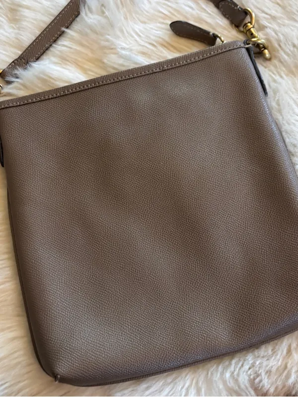 Coach Kitt Messenger Bag - Image 3