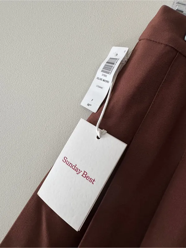 Aritzia NEW! Sunday Best Brown High-Waisted Pleated Olive Micro Mini Skirt - Image 4