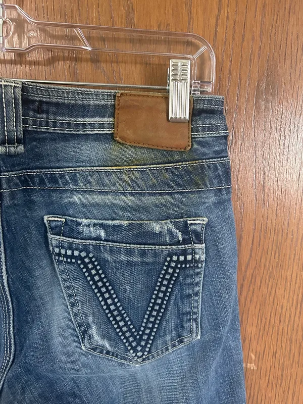 Volume size 28(5/6) junior Levi’s - Image 2