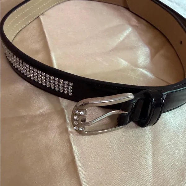 Black Women's Rhinestone Buckle Belt - Image 2