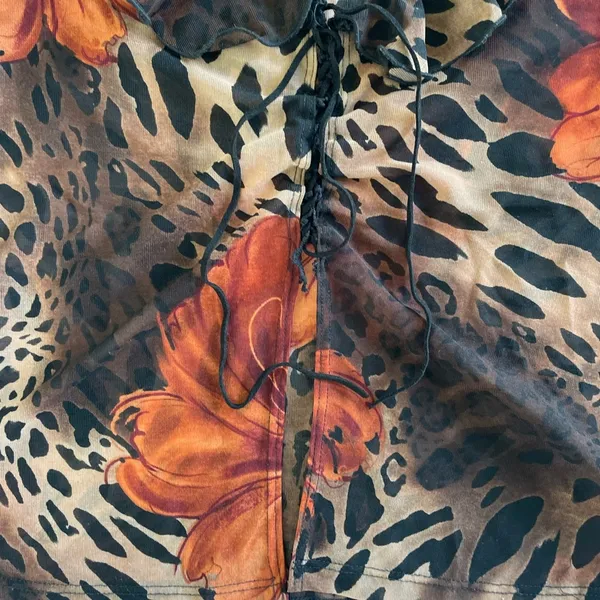 Unique Vintage Vintage Floral and Animal Print Blouse - Image 5