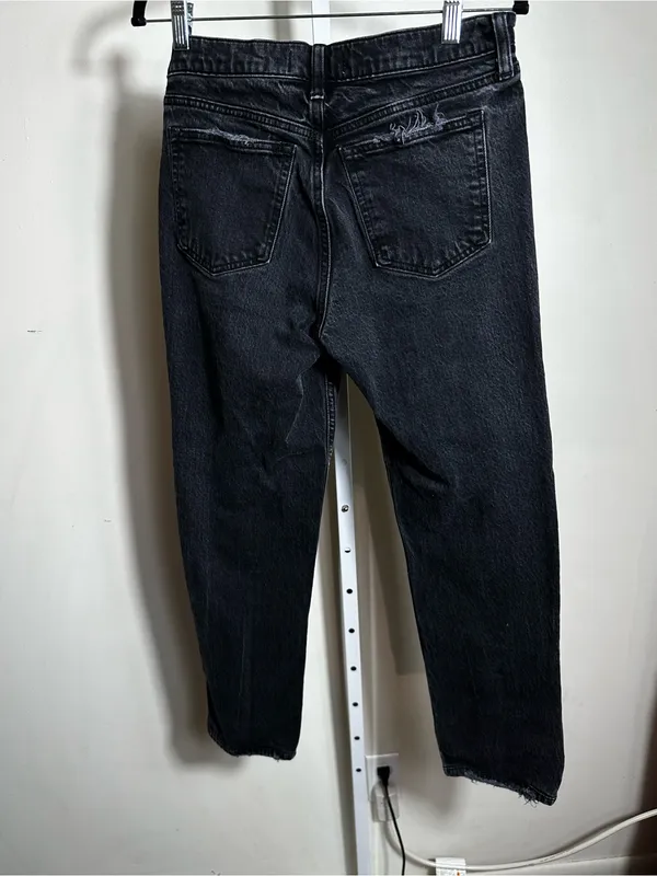 J168. Abercrombie & Fitch Womens 28 The 90s Black Straight Jeans MidRise - Image 3