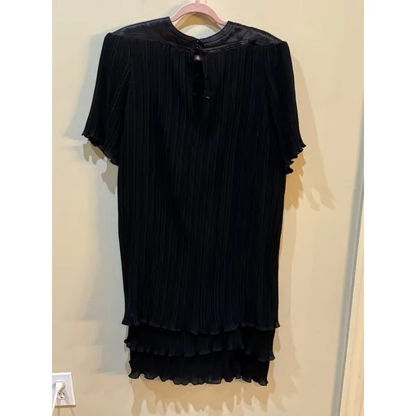 Vintage Black Pleated Layered Tiered Midi Dress With Satin Trim Size‎ 18 - Image 3