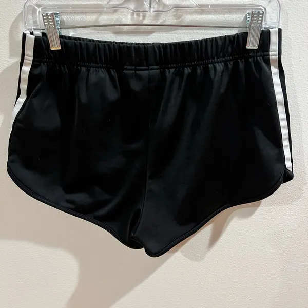Adidas KNIT SHORTS! - Image 2