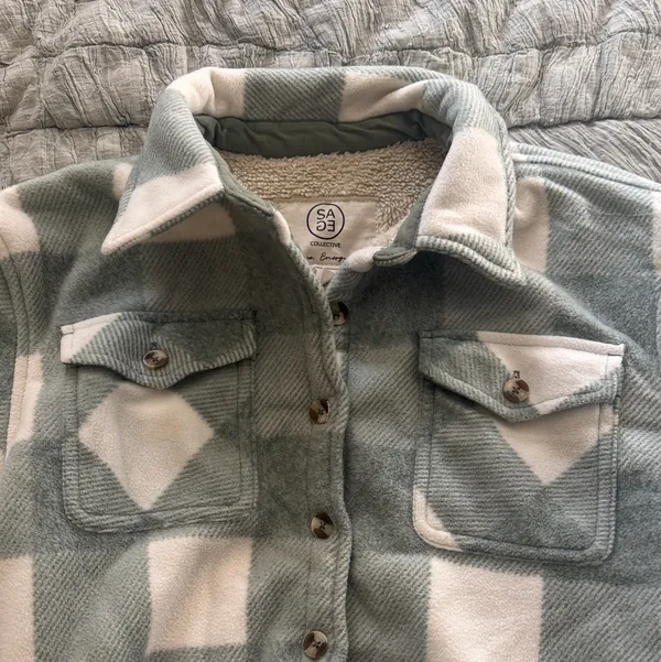 Sage Plaid Flannel Sherpa-Lined Jacket - Image 4