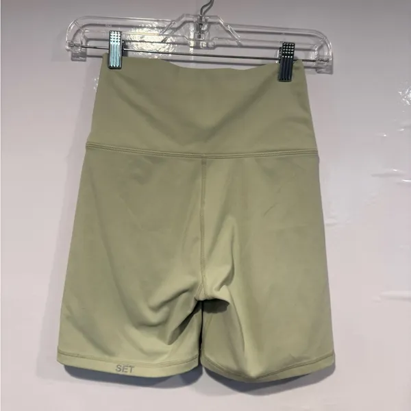 Light Green Set Active Women's High-Waisted‎ Shorts - Image 5