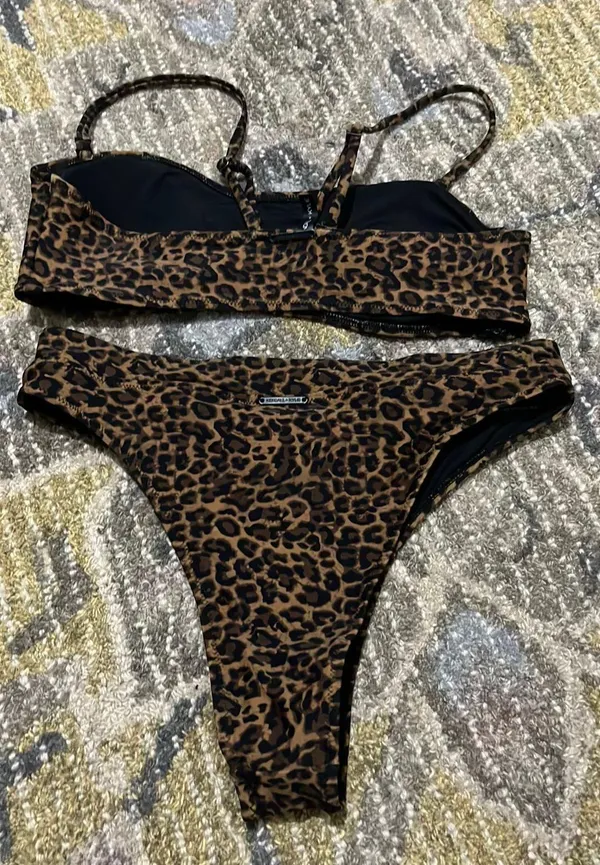 Kendall & Kylie Cheetah Print Bikini Set - Image 5