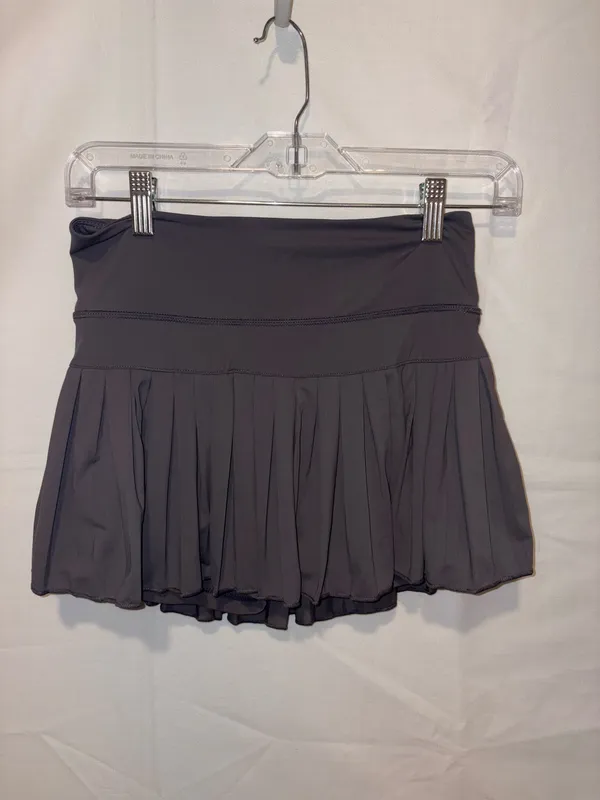 Dark grey gold hinge skirt  - Image 2