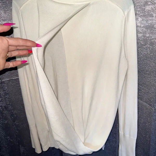 Lululemon Cashlux‎ Still At Ease Cream Open Tulip Back Long Sleeve Knit Sweater - Image 7