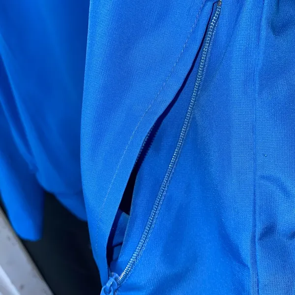 Retro adidas lightweight jacket - Image 5