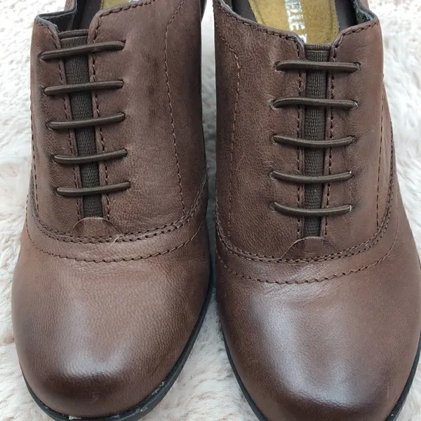 Michelle D brown upper leather elastic goring bootie Brown Size 9.5 - Image 2