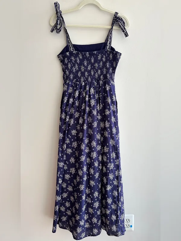 Patrons of Peace Floral Ribbon Tie Smocked Back Midi Dress, Blue, Size Small - Image 10