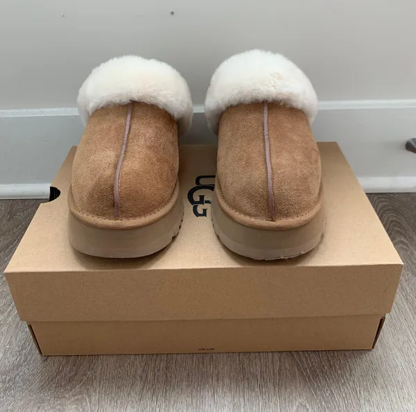 UGG Disquette Platform Slippers - Image 3