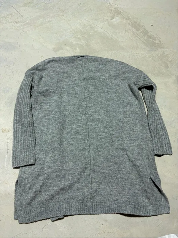 Abercrombie & Fitch Light Gray Open-Front Cardigan small - Image 6