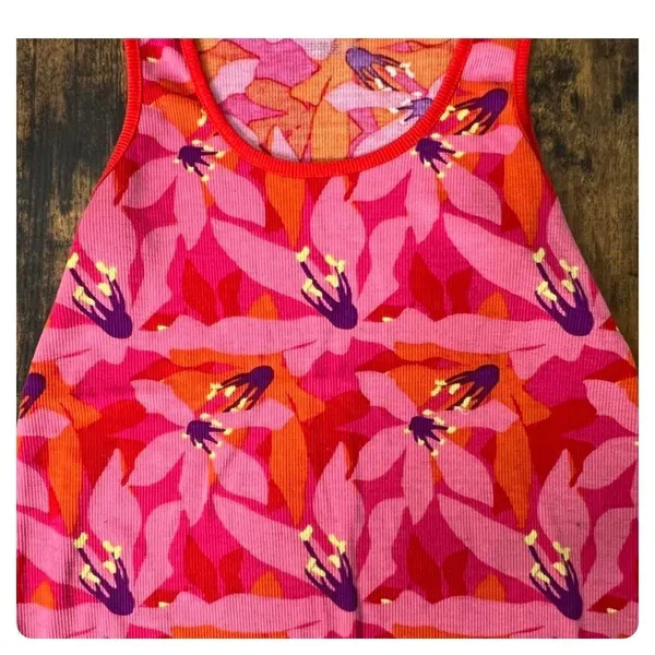 Peyton & Parker Womens Pink Floral Ribbed Pajama Set Tank Top and Shorts Small - Image 2