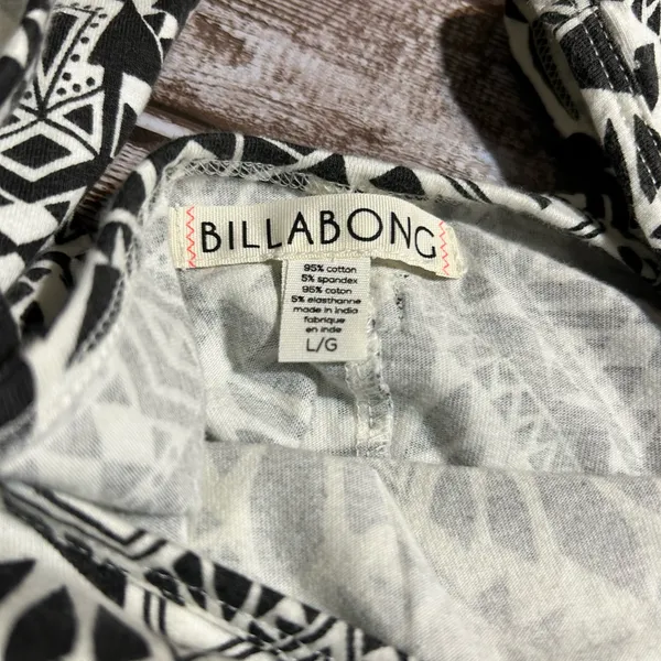 Billabong Long Sleeve Dress - Image 7