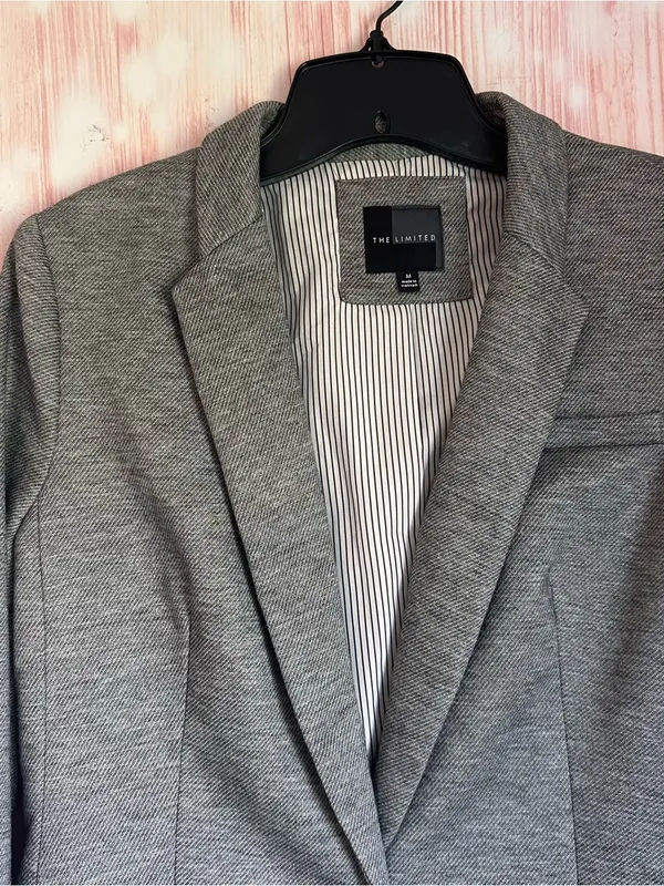 The Limited Gray Stretch Knit 3/4 Sleeve Single Button Blazer Size M - Image 3