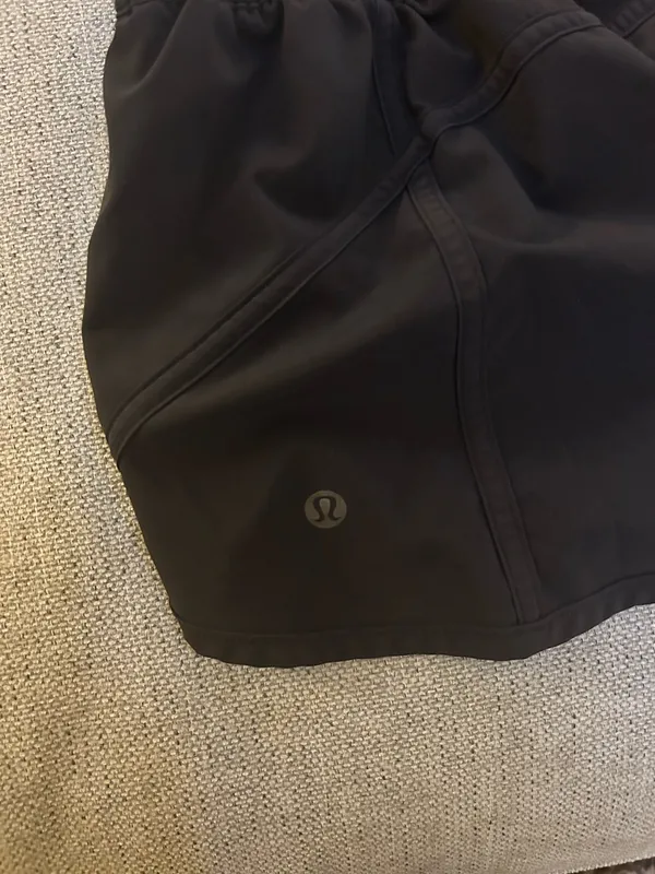 Lulu Shorts Size 6  - Image 3