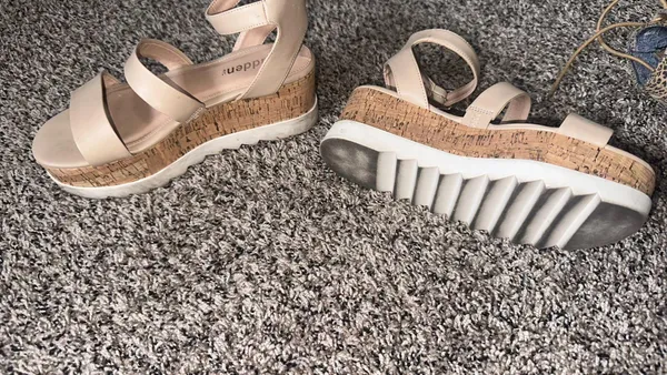 Sandals - Image 3