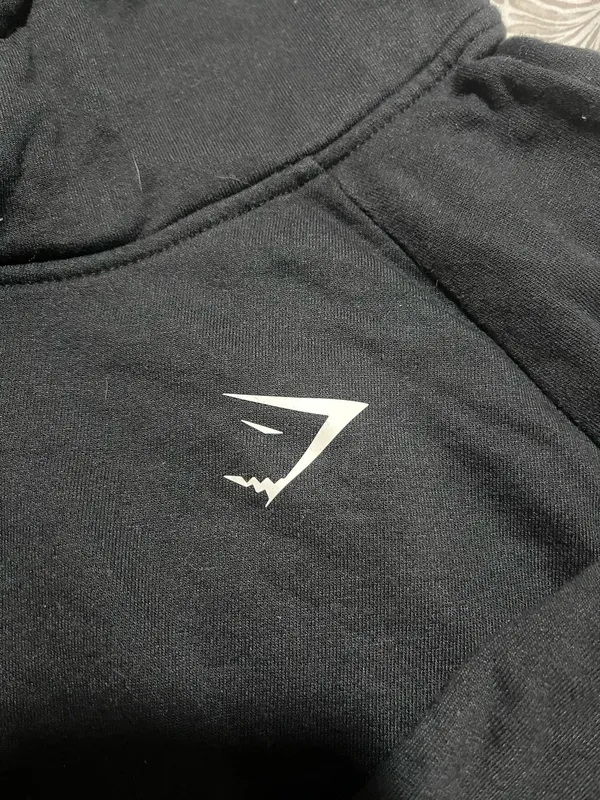 Gymshark Cropped Hoodie Black- S - Image 3