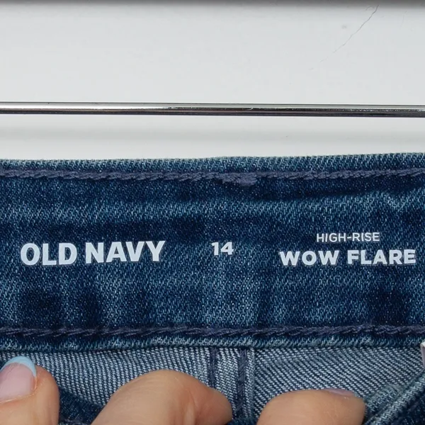 Old Navy Wow High Rise Flare Jeans Womens Size 14 Regular‎ NWT Medium Wash - Image 4