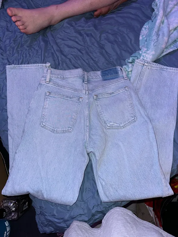 Abercrombie High-Rise Jeans - Image 2