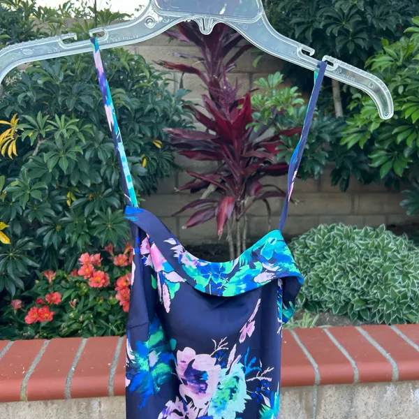 NWT ASTR THE LABEL Dress Size S - Image 2