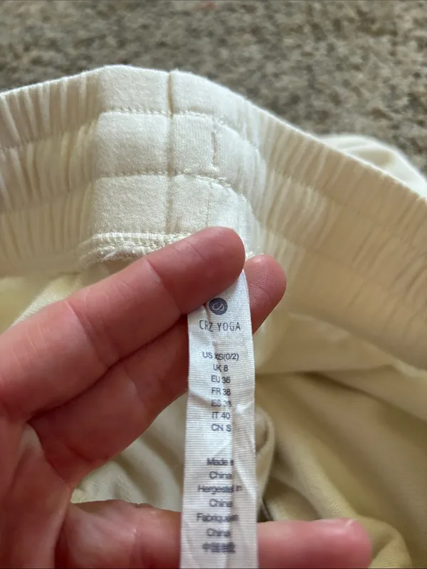 CRZ YOGA Shorts size XS - Image 3