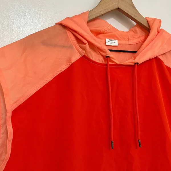 Avia | Woman's Sleeveless Orange Red Colorblock Hooded Windbreaker Top,‎ Size S - Image 4