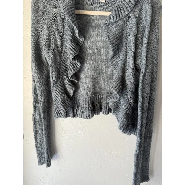 Decree Sweater Y2k XL Gray Metallic Ruffle Open‎ Cardigan Knit Cropped Soft - Image 3