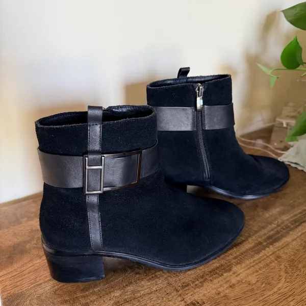 July Lover Size 220 US 5 Ankle Boots Black Suede Buckle Moto Block Heel Biker - Image 2